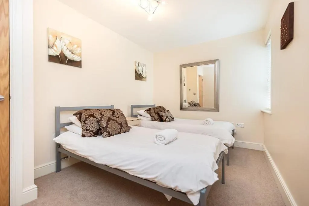 Bournecoast Stylish Flat With Balconies - Fm9625 Apartment Bournemouth 0*,