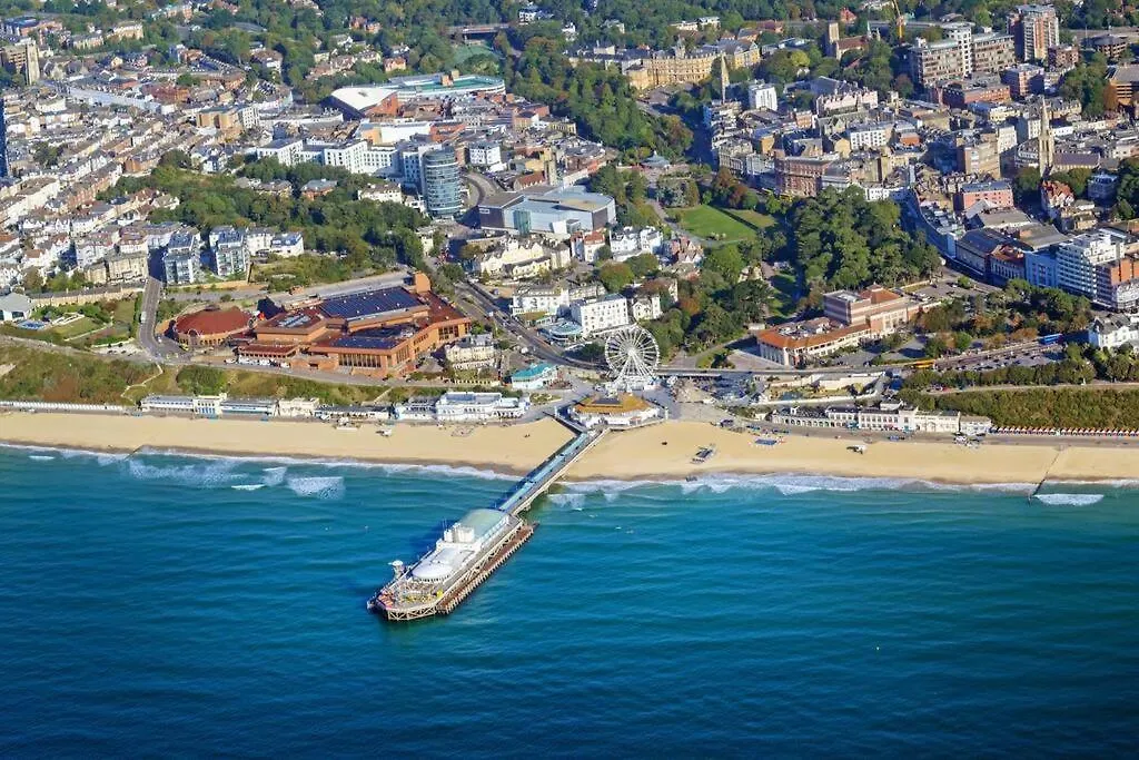 Bournecoast Stylish Flat With Balconies - Fm9625 Apartment Bournemouth